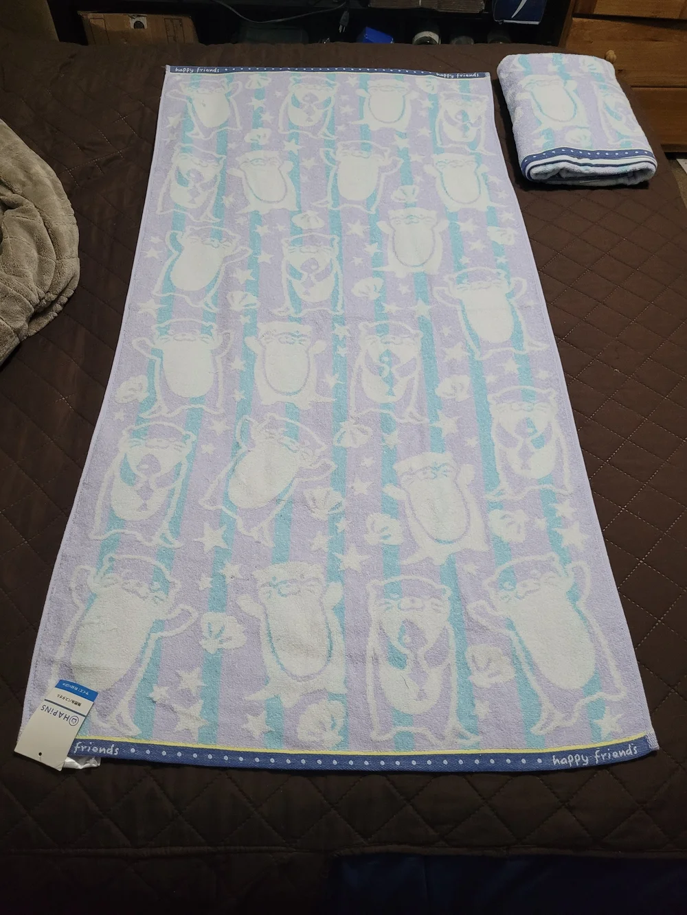 FRIENDS Pastel Penguin Bath Towel - Light Purple & Aqua